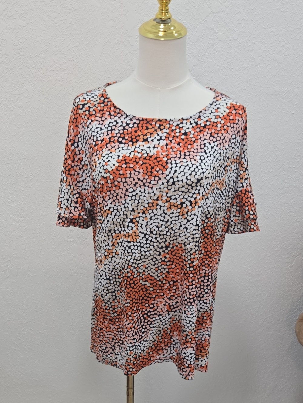 JM Collection Orange and White Dot Print Short Sleeve Scoop Neck Top